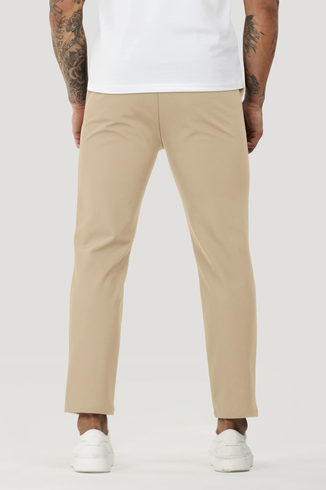 THE MODERN TECH TROUSER