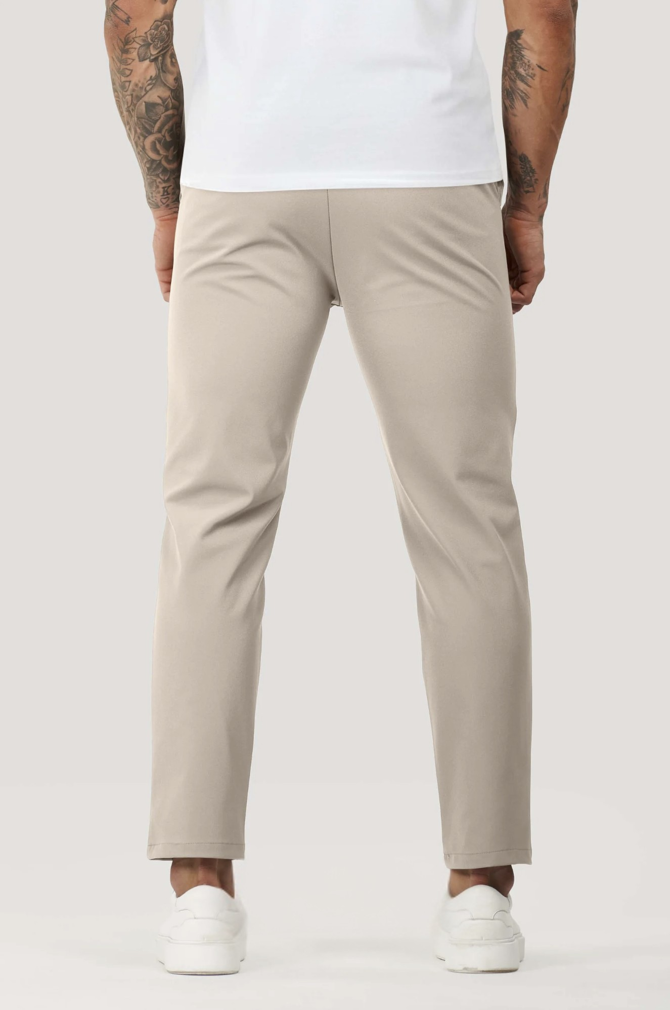 THE MODERN TECH TROUSER